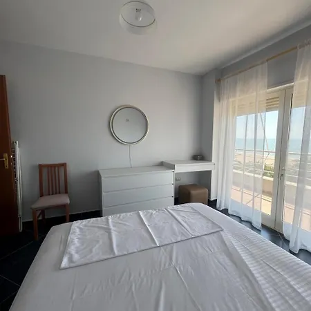 Beachfront In Apartman *
